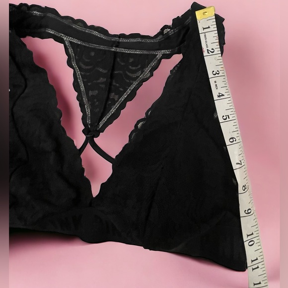 PINK Victoria Secret Bra - Picture 4 of 5